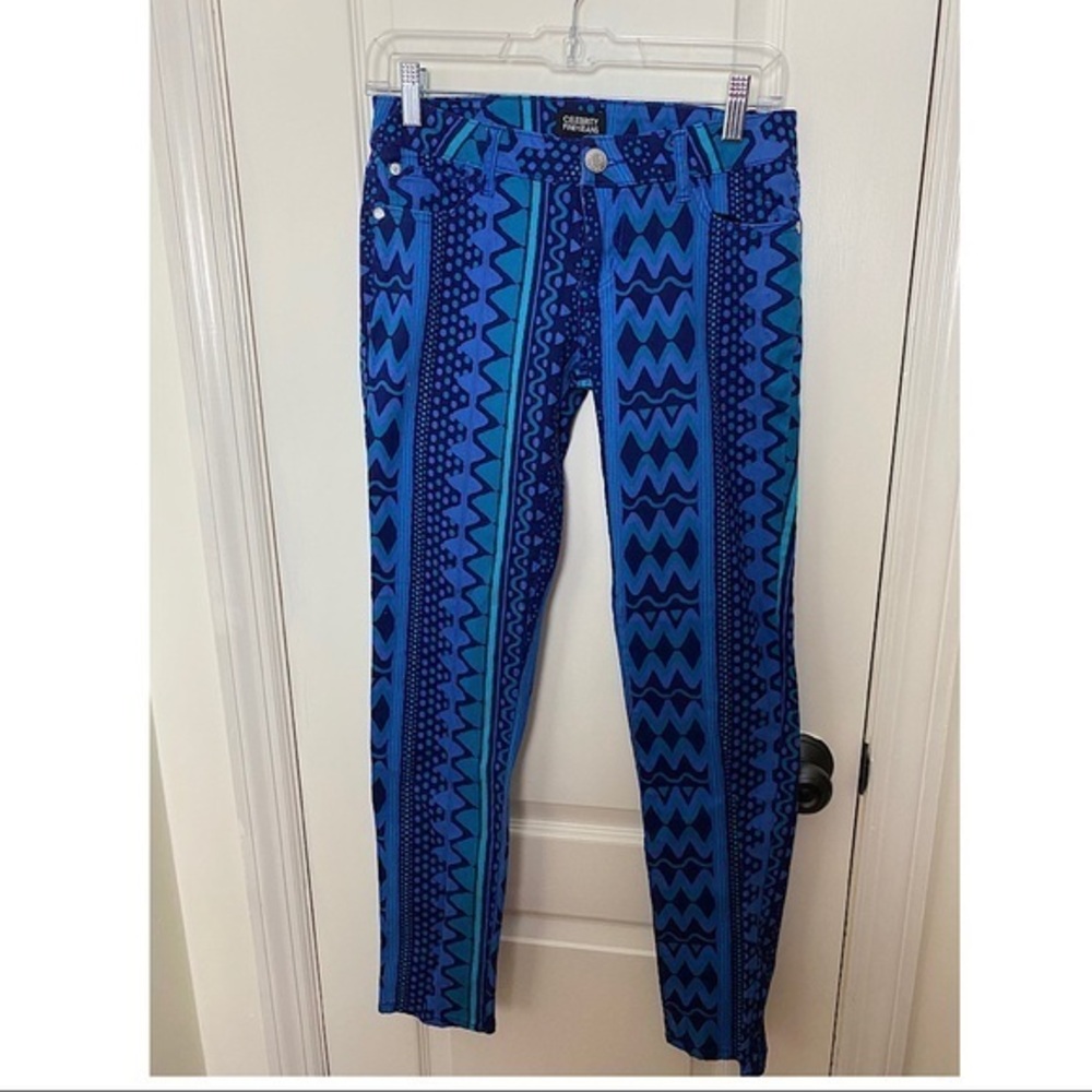 CELEBRITY PINK JEANS